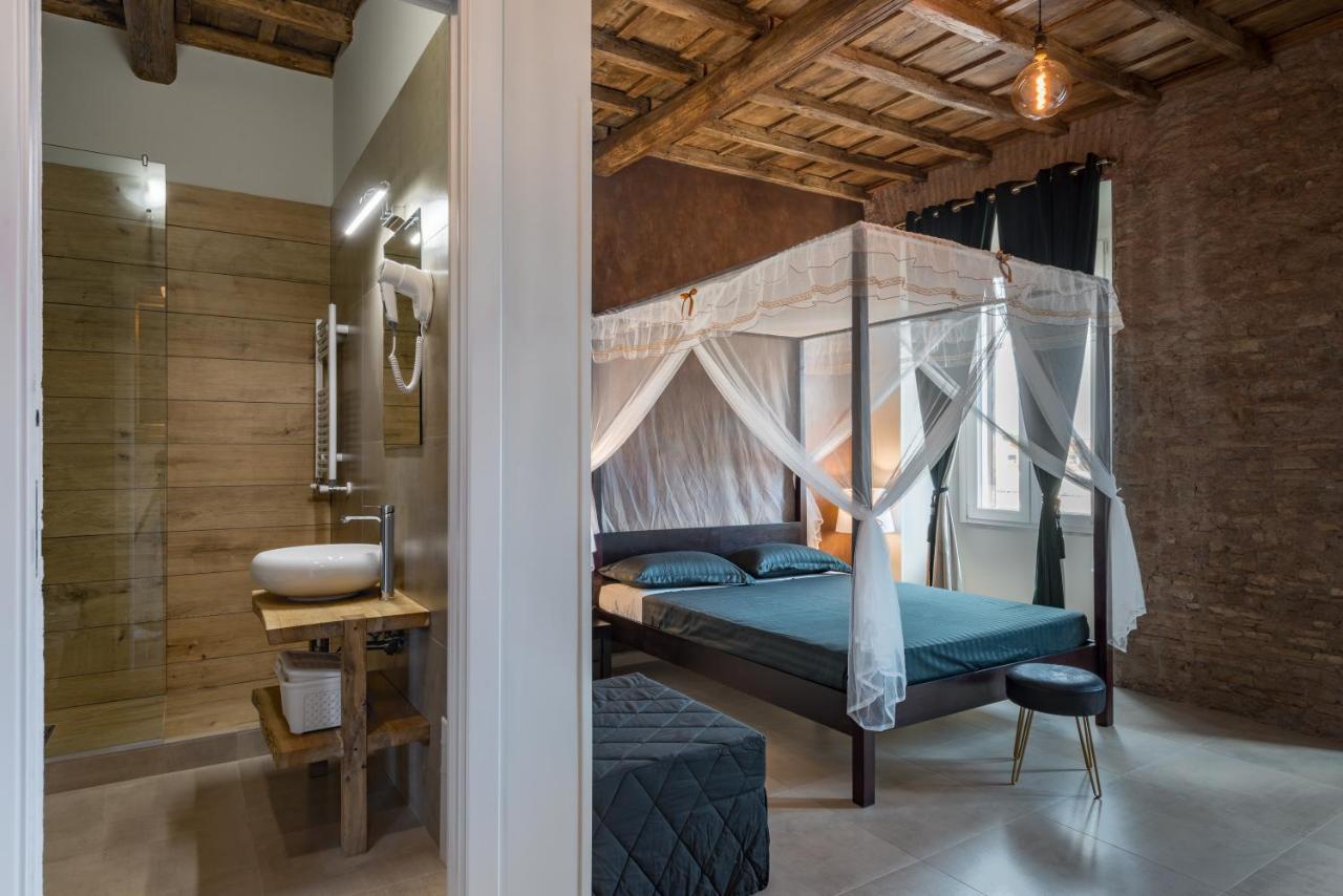 Le Boutique Luxury Rooms Diffused In Historic Center Fiumicino Eksteriør billede